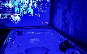 Maison cosy piscine jacuzzi sauna